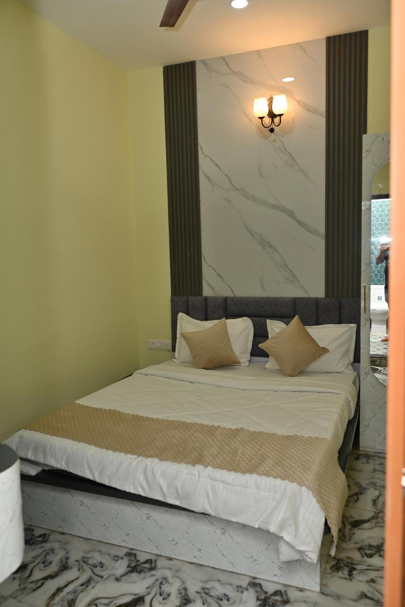 The Vintage Plaza Hotel Baripada Ngoại thất bức ảnh