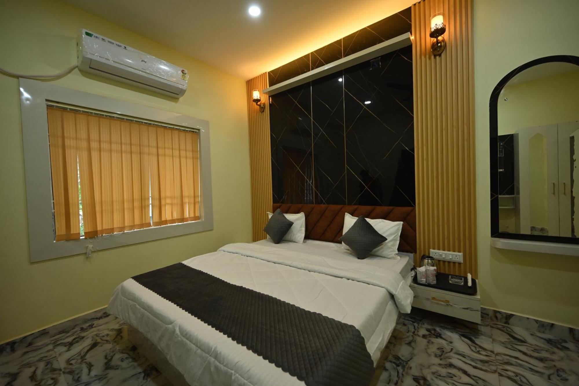 The Vintage Plaza Hotel Baripada Ngoại thất bức ảnh