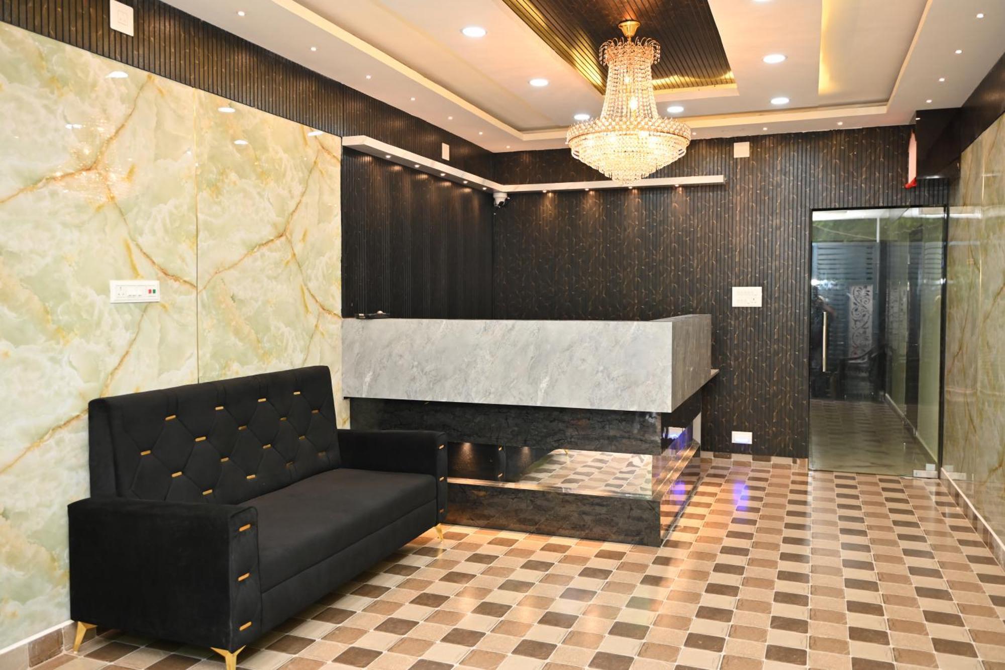 The Vintage Plaza Hotel Baripada Ngoại thất bức ảnh